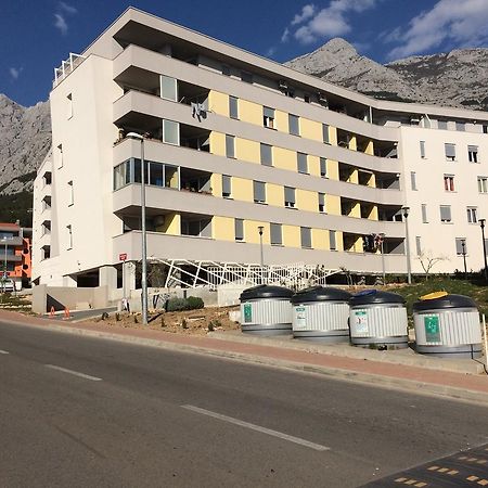 Antonijas Sunny Apartment Makarska Esterno foto