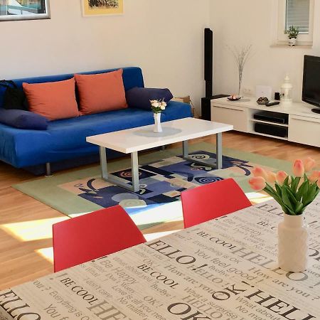 Antonijas Sunny Apartment Makarska Esterno foto